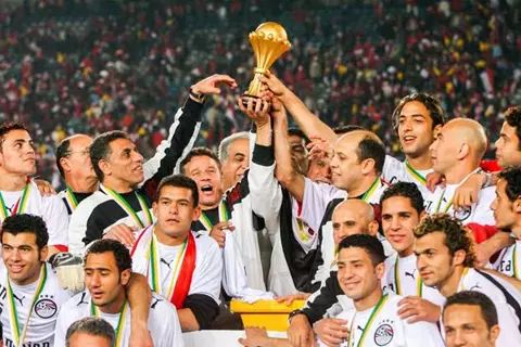 قصة بطولة.. تألق الحضري وسحر المعلم يقودان الفراعنة للتتويج بأمم أفريقيا 2006